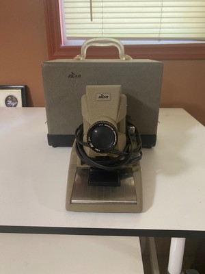 Skan Projector with Case