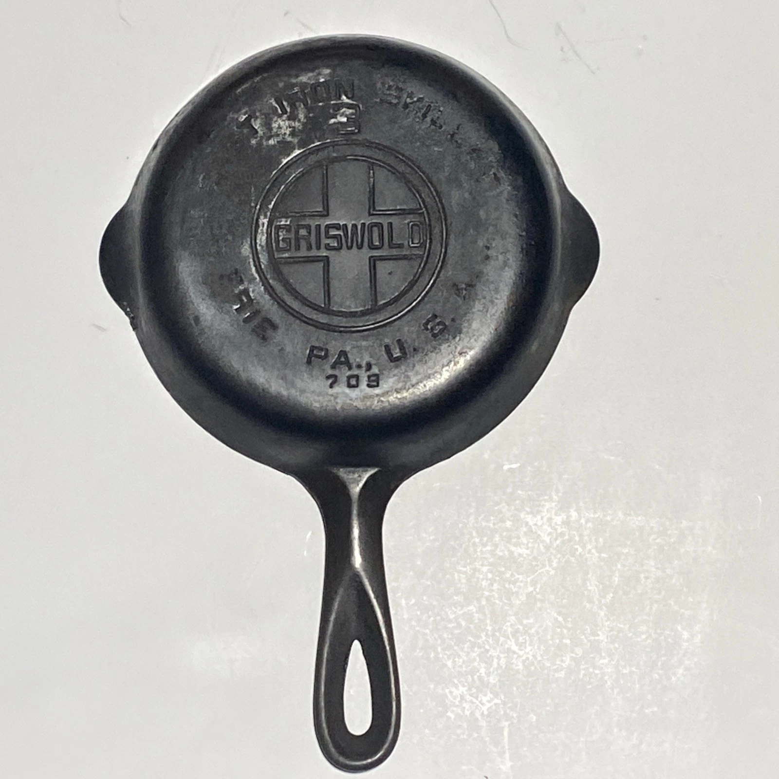 Old Vtg GRISWOLD Cast Iron #3 Frying Pan Skillet #709 Made In The USA
