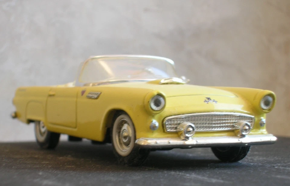 FORD Thunderbird 1955 cabriolet 1/43  IXO American car - Immagine 2 di 4
