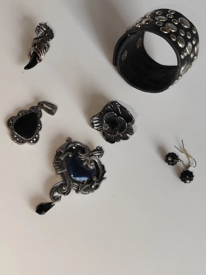 Modeschmuck Konvolut Gothic Set Nachlass Alternativ Anhänger Armband Ohrringe