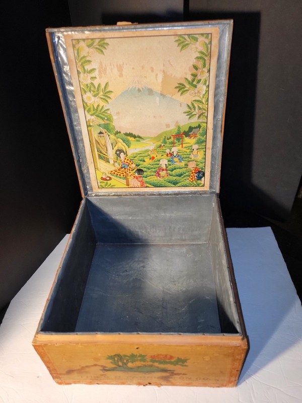 Antique Japanese Papered Wood Tea Box With Tin Lining,Circa 1900