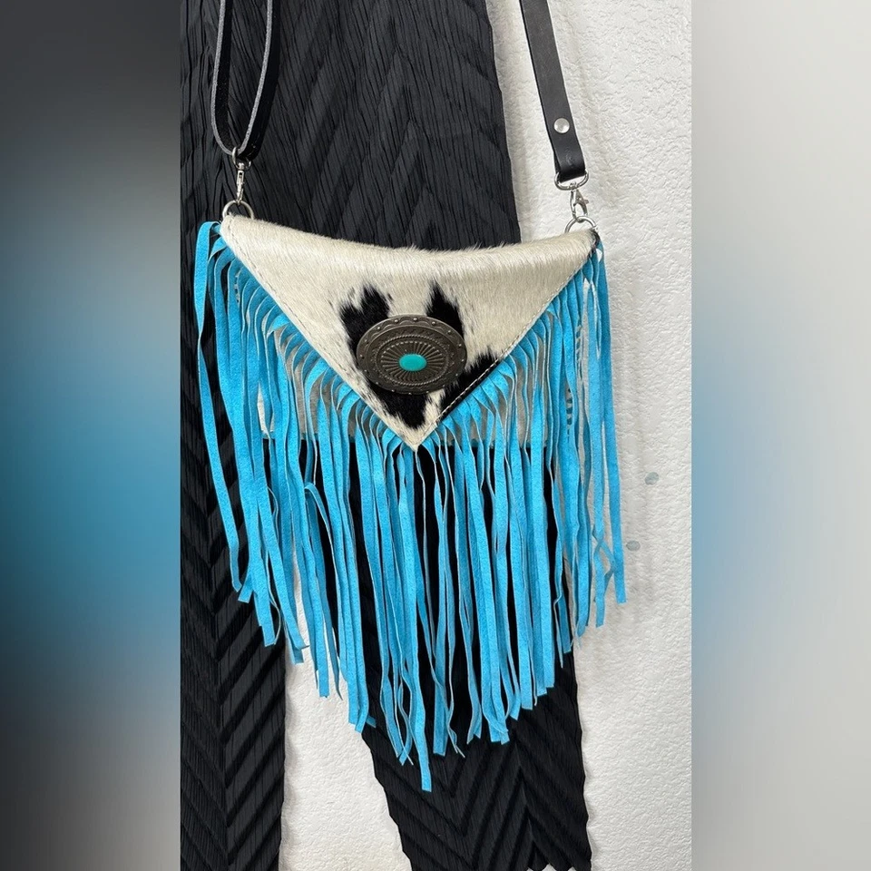 Bolso Bandolera Myra Piel de Vaca Blanco con Flecos Turquesa Cartera Occidental NUEVO Foto 2 de 4