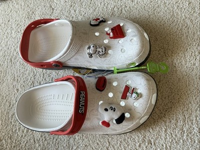 Crocs Classic Clogs PEANUTS Snoopy Aviator Dog House Bowl Hearts Mens Size 10
