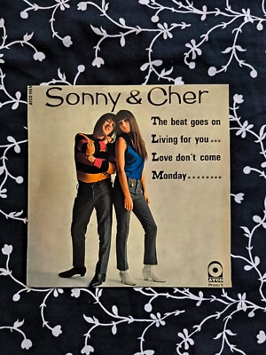 Sonny & Cher ''The Beat Goes On'' EP France