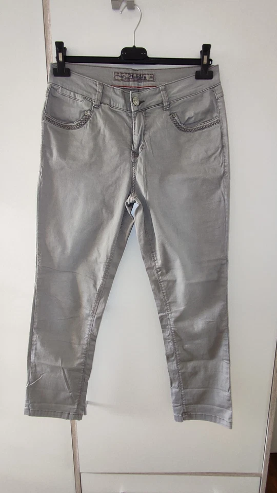 Damen Hose Multiblu Gr.36 Hell Grau 7/8 Länge Capri Ungetragen Sommer - Bild 3 von 4