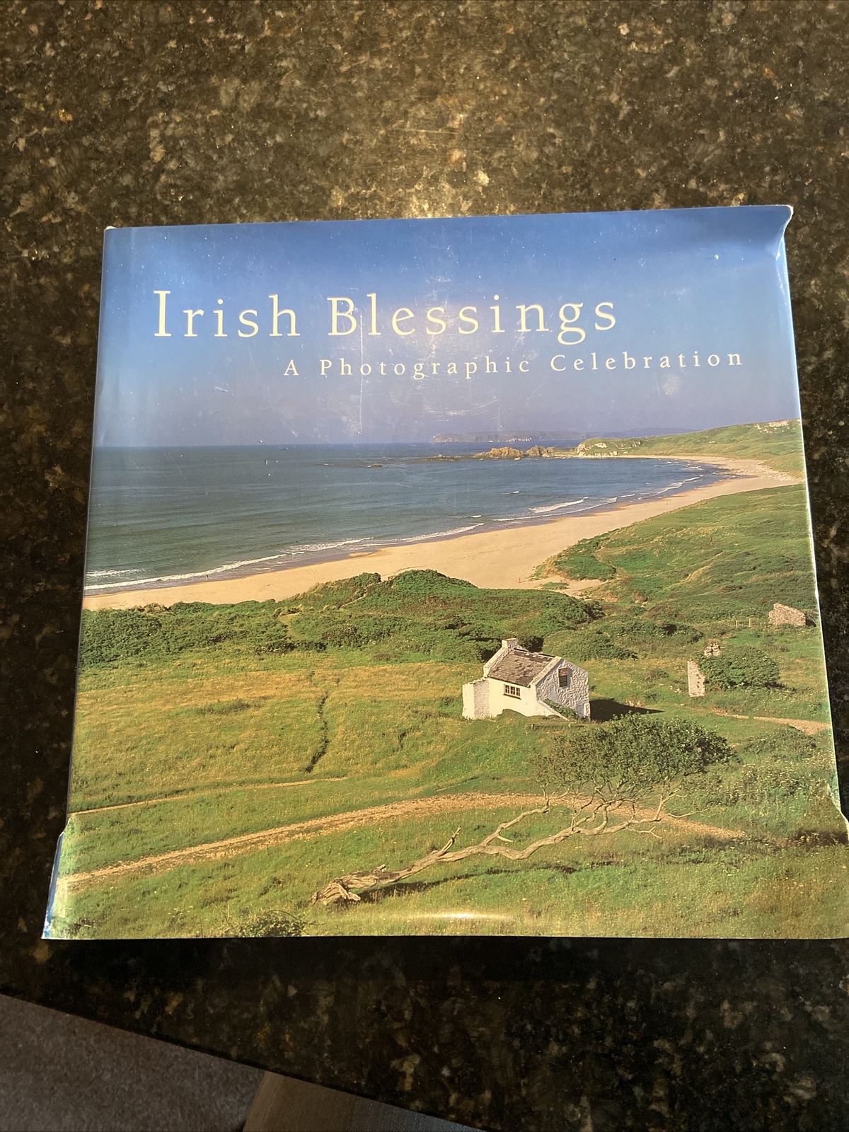 Irish Blessings. A Photographic Celebration. By Ashley Shannon. Hardback. 1999