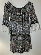 Win Win Women’s Pullover Tunic Half Sleeve Lace Accent Blouse XL NWT