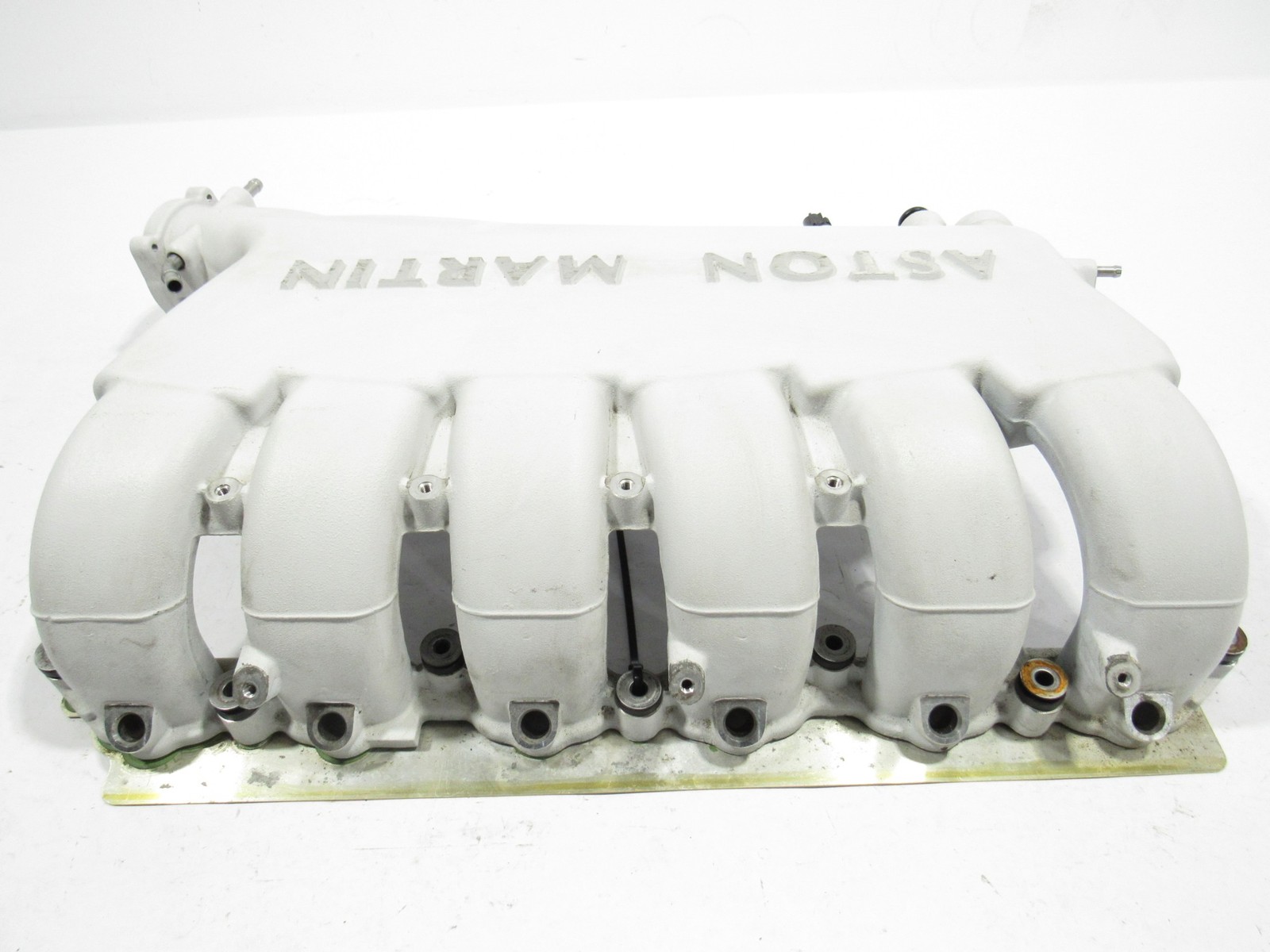 14-18 Aston Martin Vanquish 2014 5.9L Right Passenger Engine Intake Manifold :Y