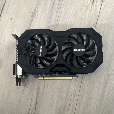 GIGABYTE NVIDIA GeForce WINDFORCE PCIe x16 Grafikkarte HDMI 8-Pin