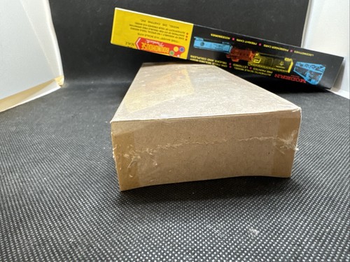 Roundhouse #7725 FMC Covered Hopper Roundhouse Products New And Sealed NOS - Picture 12 of 17