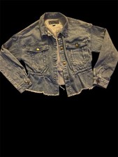 Maurices Women's Blue Denim Jacket Frayed Hem Collared Pockets Button Size S