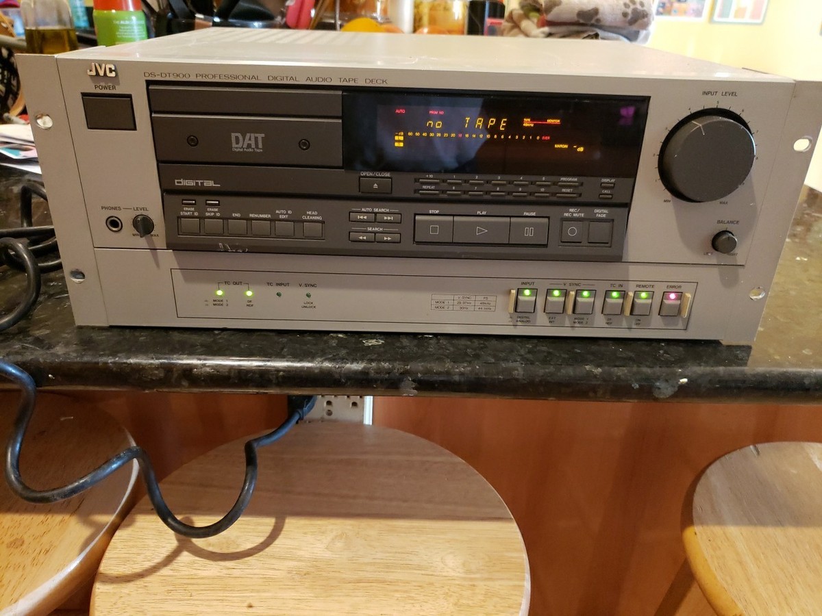 Jvc Ds-dt900 Digital Audio Deck DAT TAPE (DATDECK) RACK MOUNTABLE