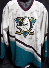 Anaheim Mighty Ducks 2002-03 Team Signed Replica Jersey JSA Authenticated