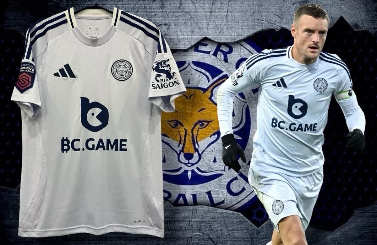 RRP £75 🦊 Adidas Leicester City 2024 25 Medium Third M