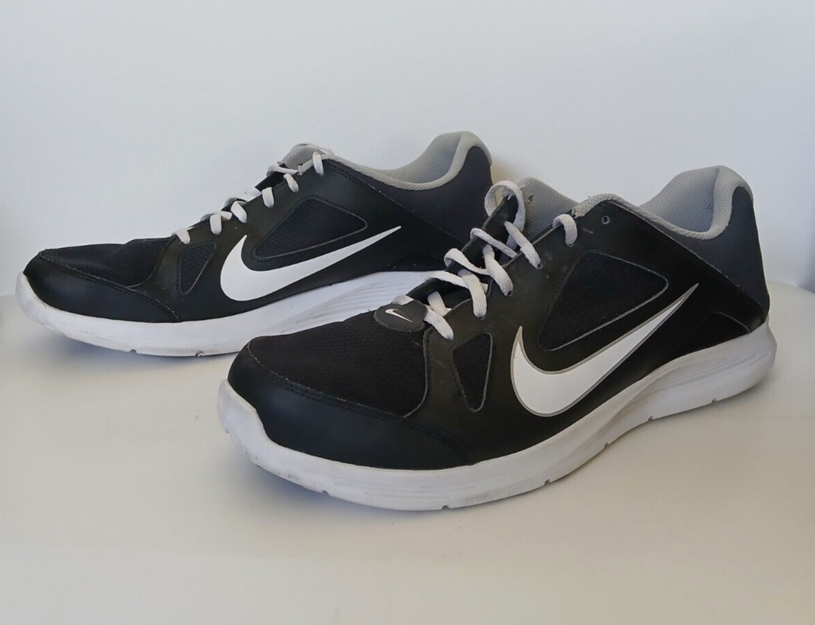 SAOLA Nike CP Trainer Scarpe da Allenamento Bianco e Nero Sneakers 643209 002 Uomo Taglia 14