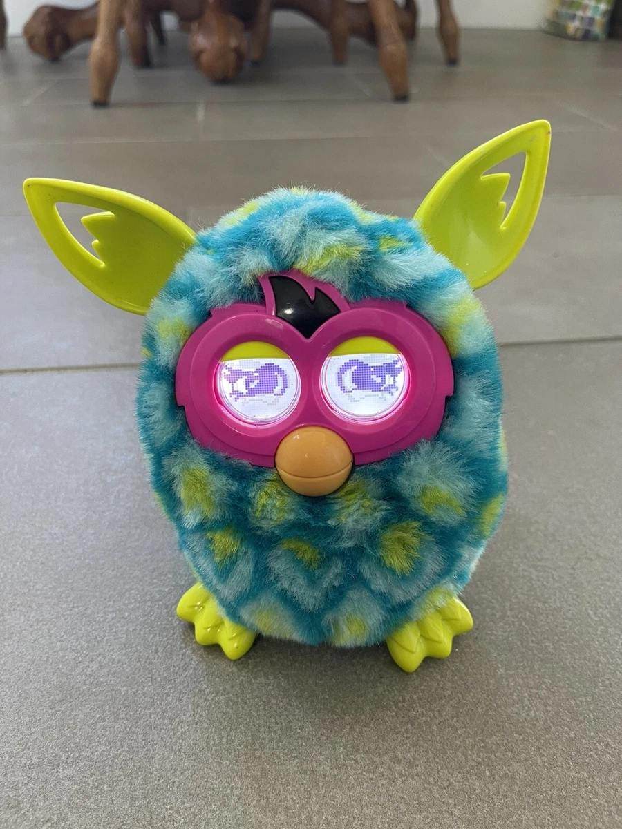 Furby Boom Figure (Peacock)