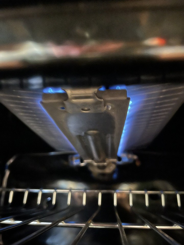 Gas Cooker 60cm LPG/ (Bottle Gas) Could be converted to Nat Gas eBay