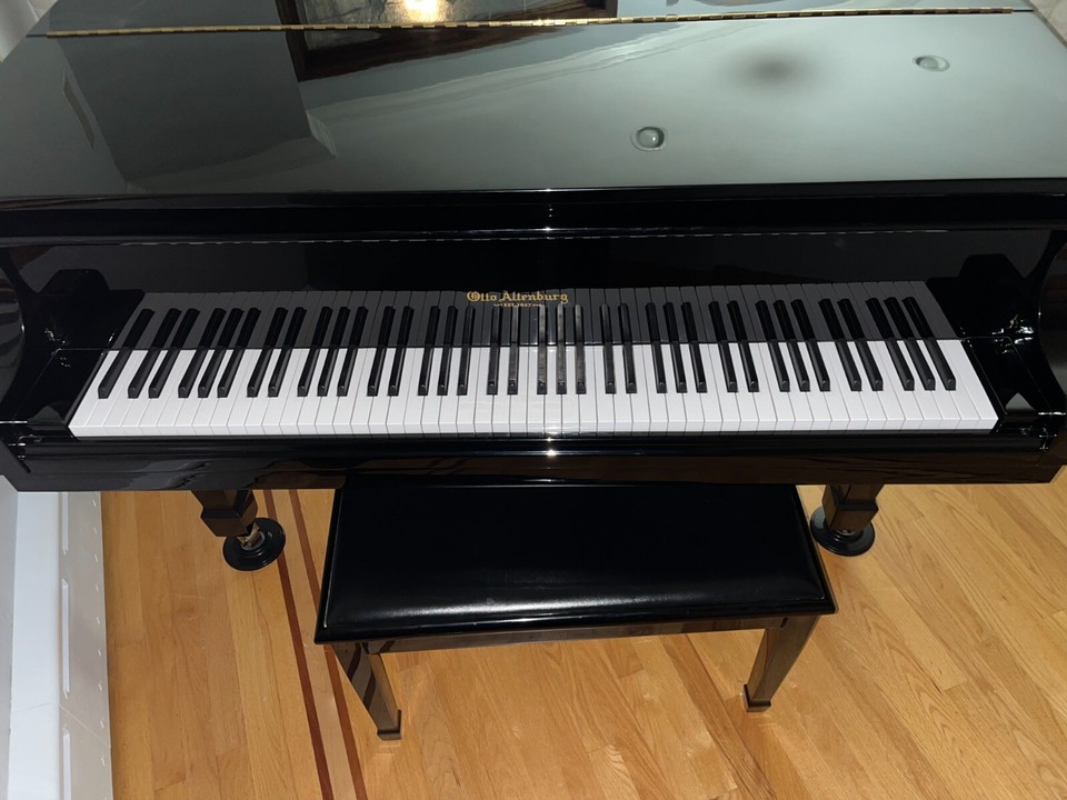 Otto Altenburg Baby Grand Piano Black; Works Perfectly (Has Some Wear