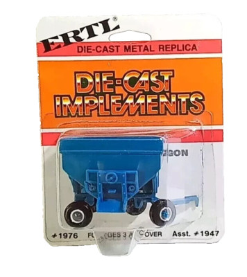 Ertl Diecast Farm Implements Gravity Feed Wagon im Maßstab 1:64 #1976 Factory Sealed