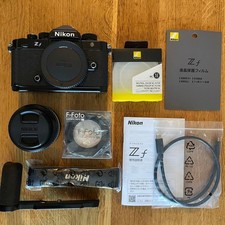 Nikon Zf 40mm f/2 SE 489799