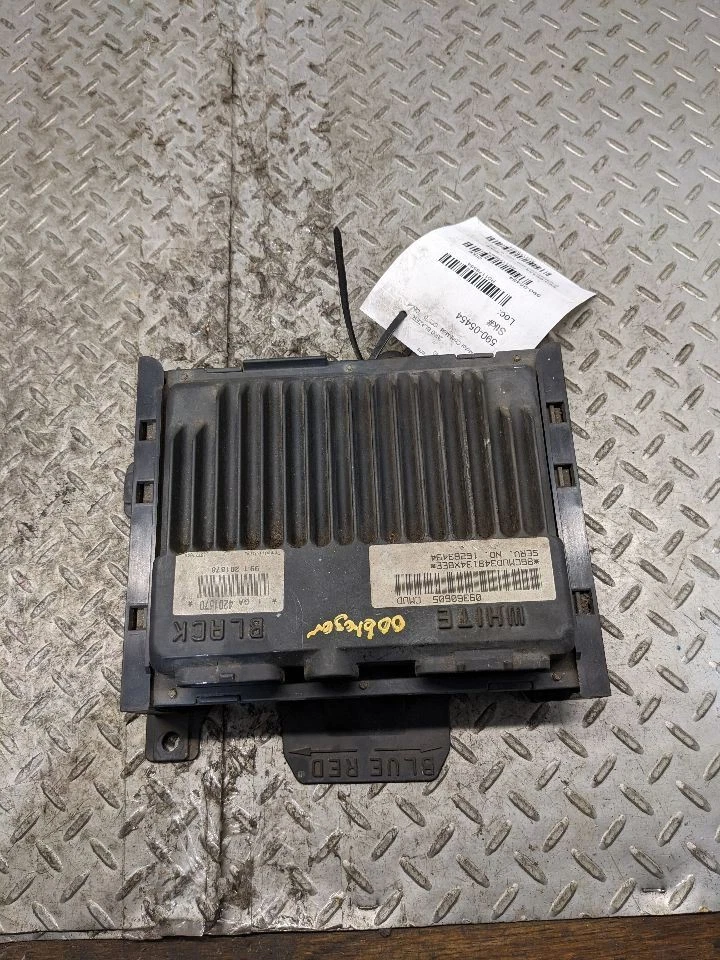 Módulo de control electrónico ECM del motor para furgoneta 99-02 EXPRESS 1500 1178584 Foto 3 de 4