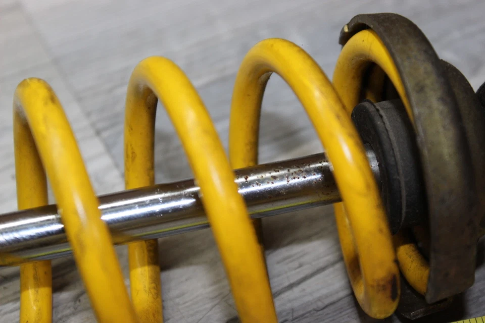 Amortiguador delantero derecho o izquierdo Ski-doo Summit 800 Highmark 2000 eje oxidado Foto 3 de 4