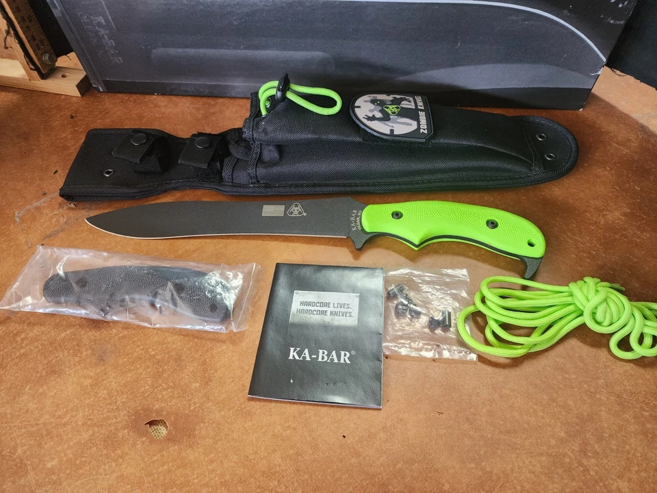 KABAR Zombie War Sword KA-5701 Bright Green & Black Scales - Image 2 of 4