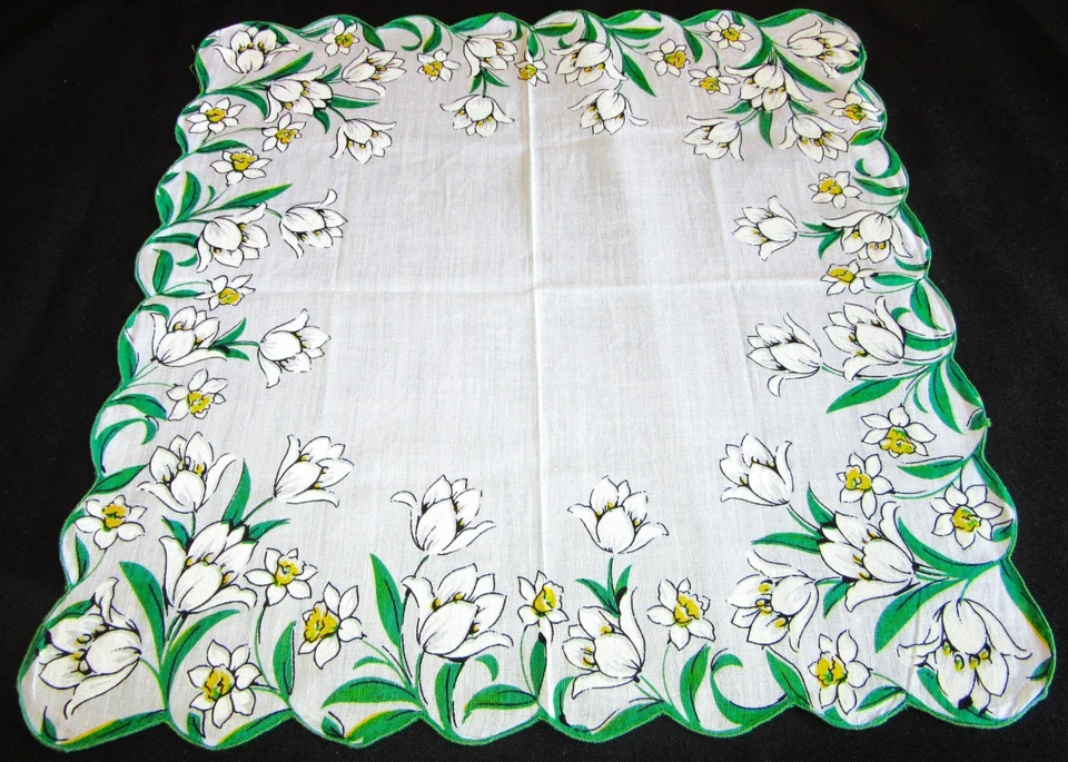 De colección Hankie Floral Borde Blancanieves Algodón Centro Festoneado Foto 2 de 4