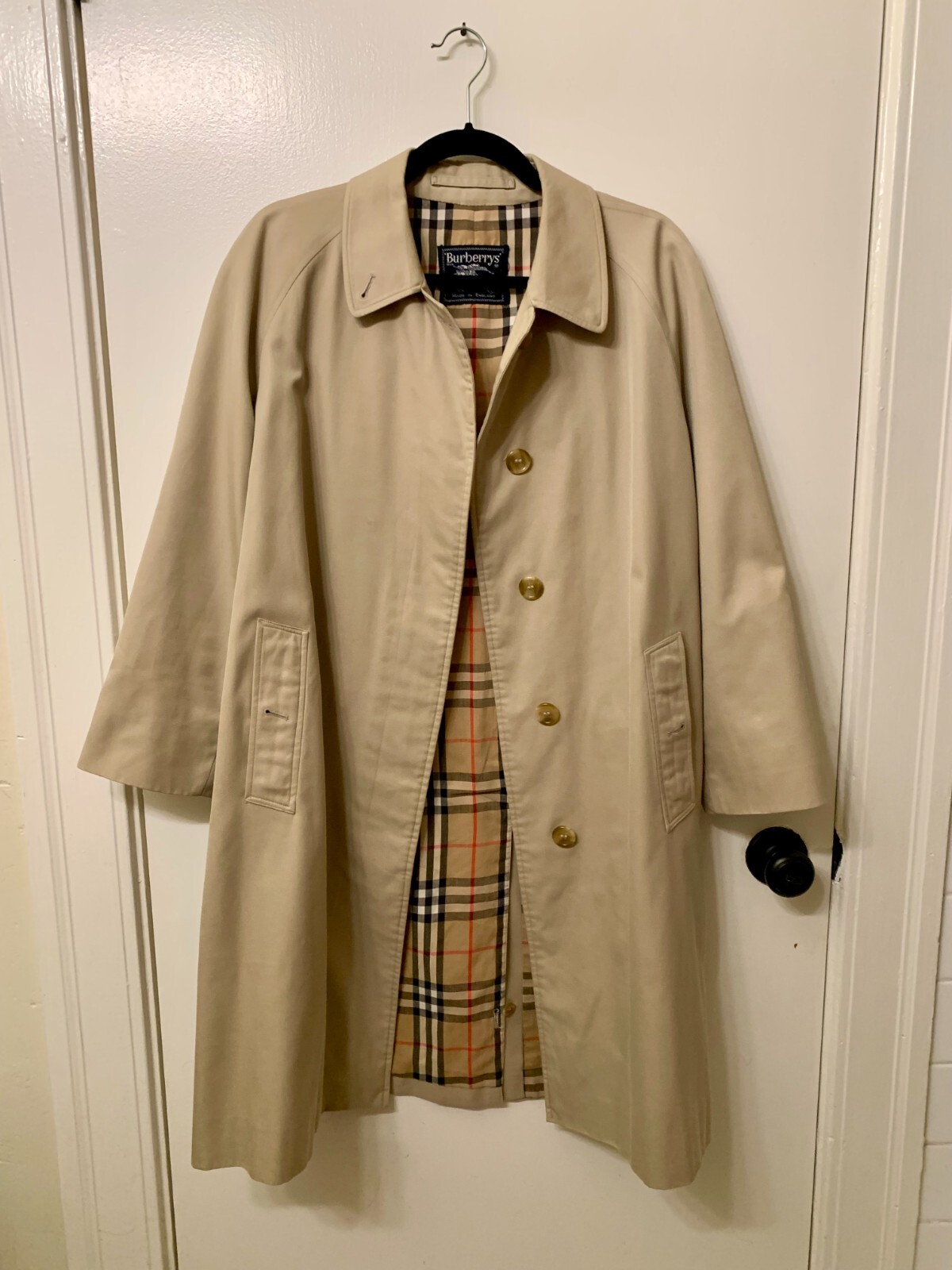 Trench Coat Burberry Women’s Authentic Long Medium/Large Made In England-image