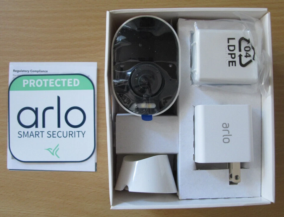 Arlo Ultra 2 Wireless Spotlight Security Camera Add-On 4K & UHD Unused Open Box - Image 2 of 3