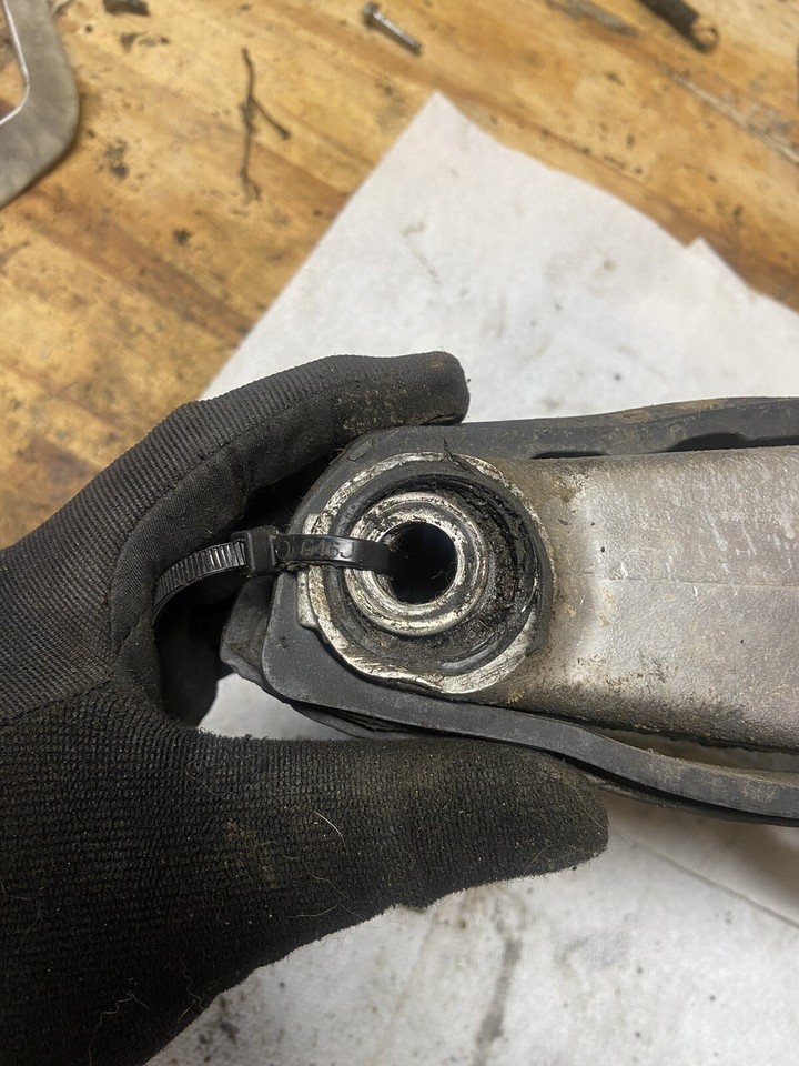 2003 RM125 Swingarm OEM Rear Swing Arm Link Bolt Suzuki RM125 RM250