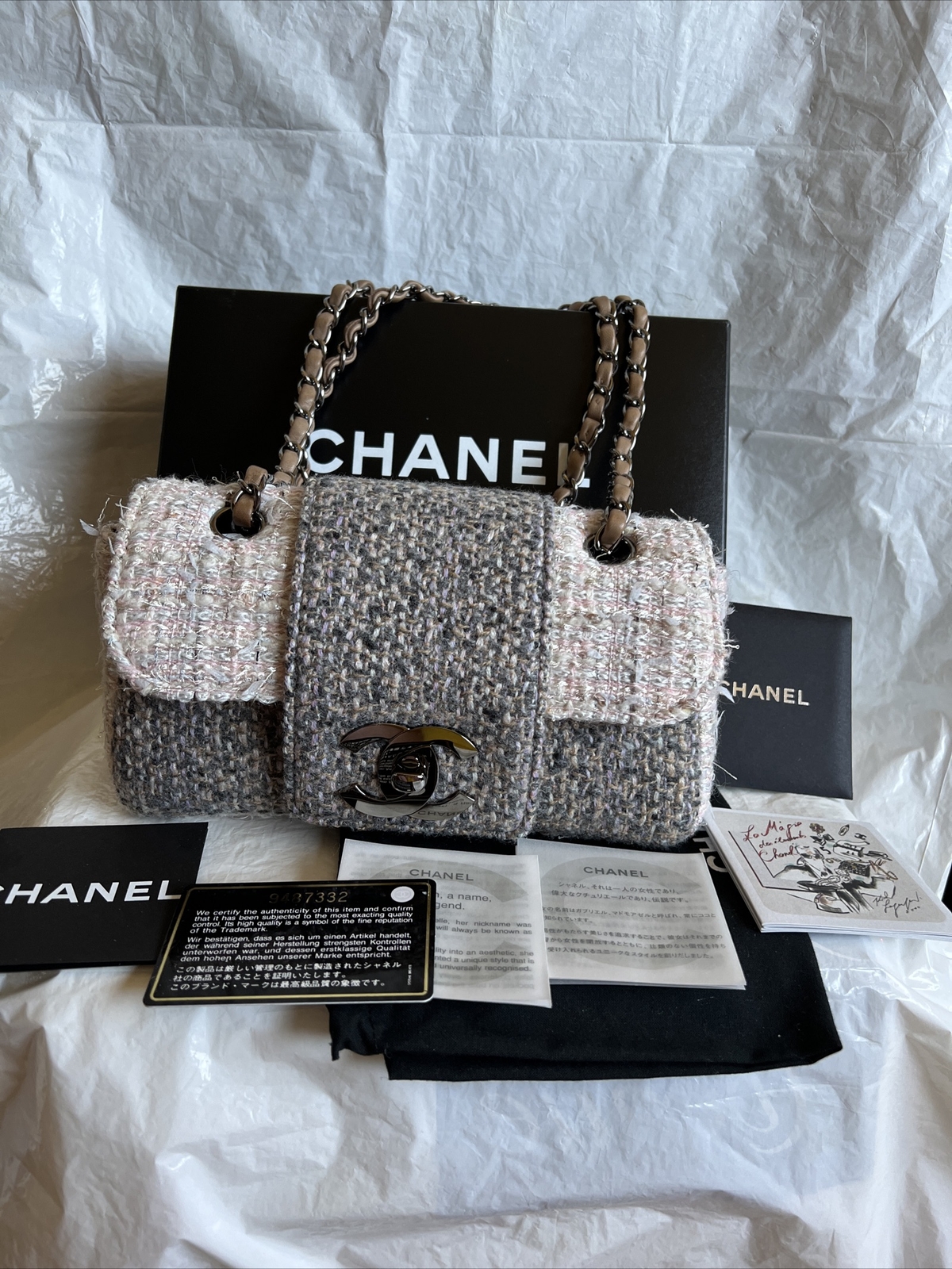 Authentic Limited Chanel Pink / Grey CC Logo Turn Lock Tweed Flap Shoulder Bag image 10