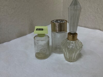 Small Collection of Vintage Avon Mini Perfumes (Two Brocades One Hana  Gasa)