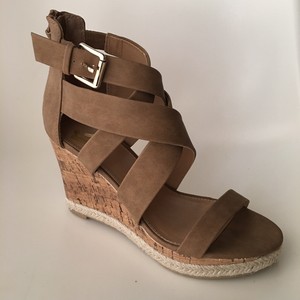 report women's sandals
