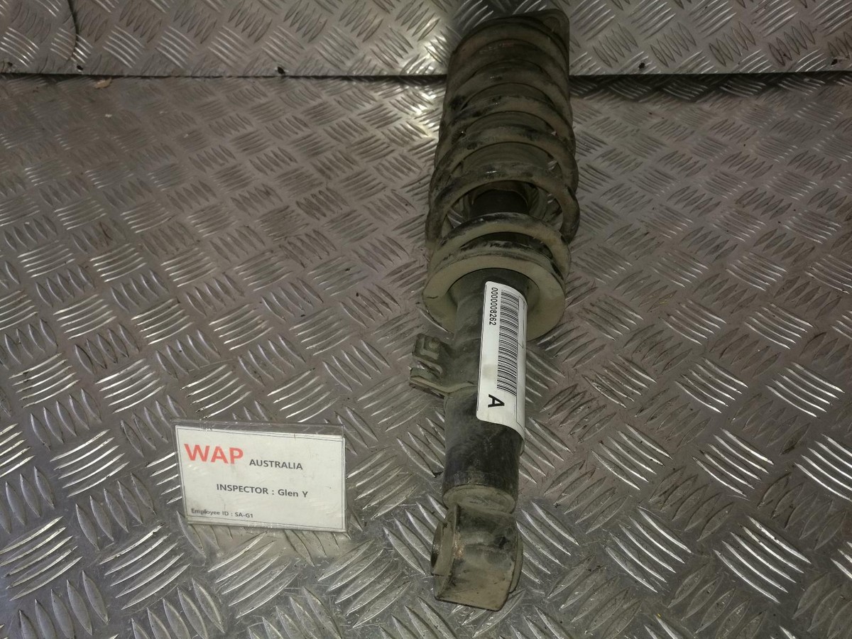 アンサー 10 Nissan / Infiniti Nissan OEM Power Steering Rack Boot