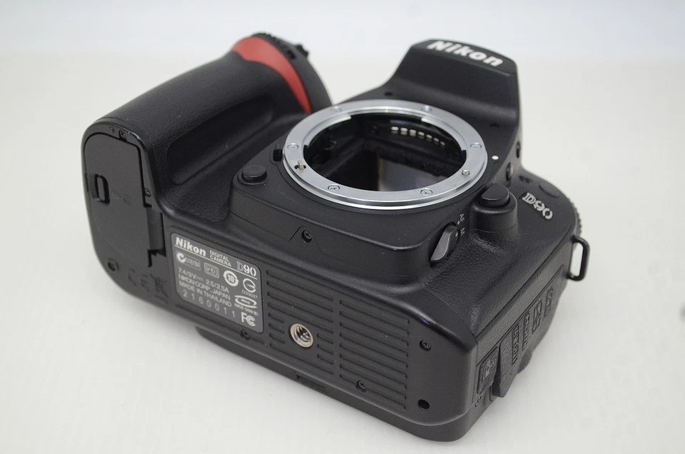 [3,100 shots] Nikon D90 12.3MP Digital Camera Black Body Only #251110j - Image 4 of 4