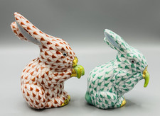 Herend Figurine #15568 LARGER Bunny Rabbit Ea...