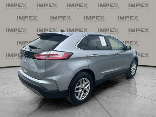 2023 Ford Edge SEL - Picture 5 of 12