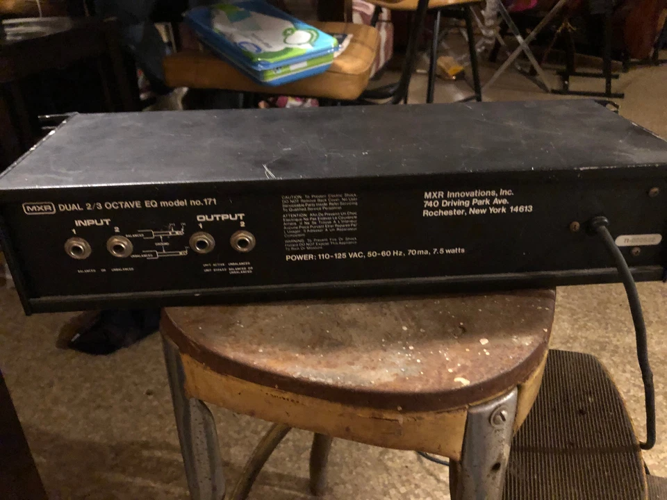 MXR 171 - Dual 2/3 Octave Graphic Equalizer - 2 Channel Eq 15 Band - Image 3 of 4