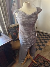Beautiful Long Formal Silver Sequins Size 6 Wear Your Love Formal Dress New