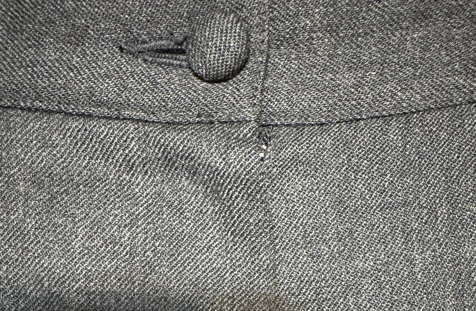 Vintage Wool Pleated Trousers Minimalist Women’s Size 2 Petite Dark Academia - Image 2 of 4