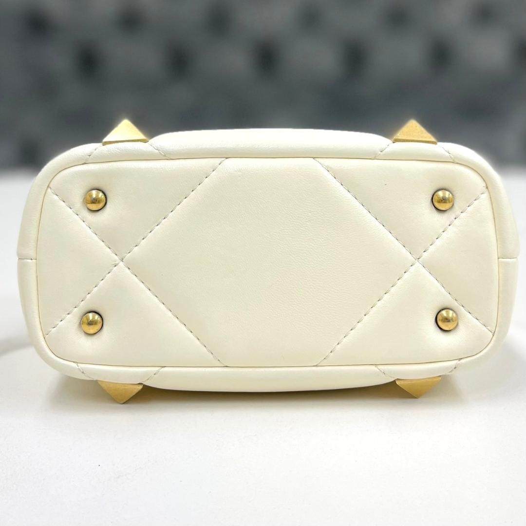 VALENTINO Women Roman Stud Leather 2Way Hand Shoulder bag Ivory Gold Chain thumbnail 15