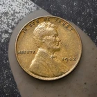 1942 Lincoln Wheat Cent P Philadelphia Penny No Mint Mark Very Fine
