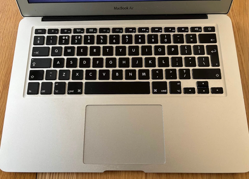 Apple MacBook Air 13" 2014 · i7 · 4GB · 256GB, photo 2 of 4
