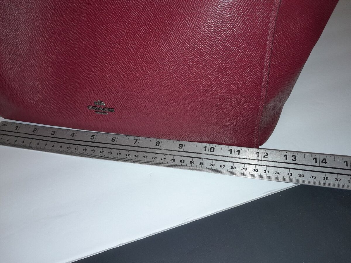Coach EUC Turnlock Zip L TOTE BAG Burgundy Crossgrain Coach EUC Turnlock Zip L TOTE BAG Burgundy Crossgrain