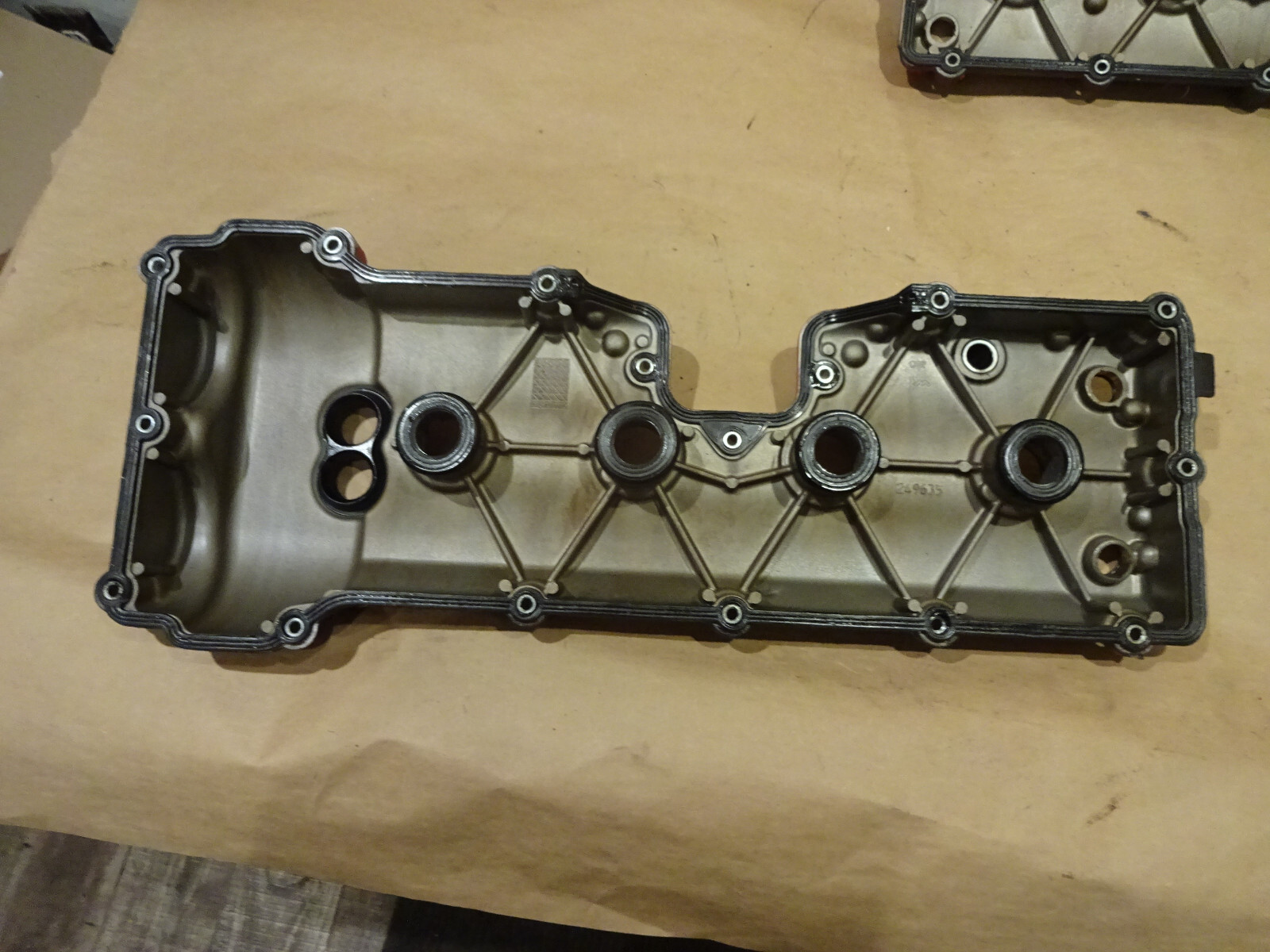 Ferrari California - RH Cylinder Head Cover / Valve Cover  P/N 249635
