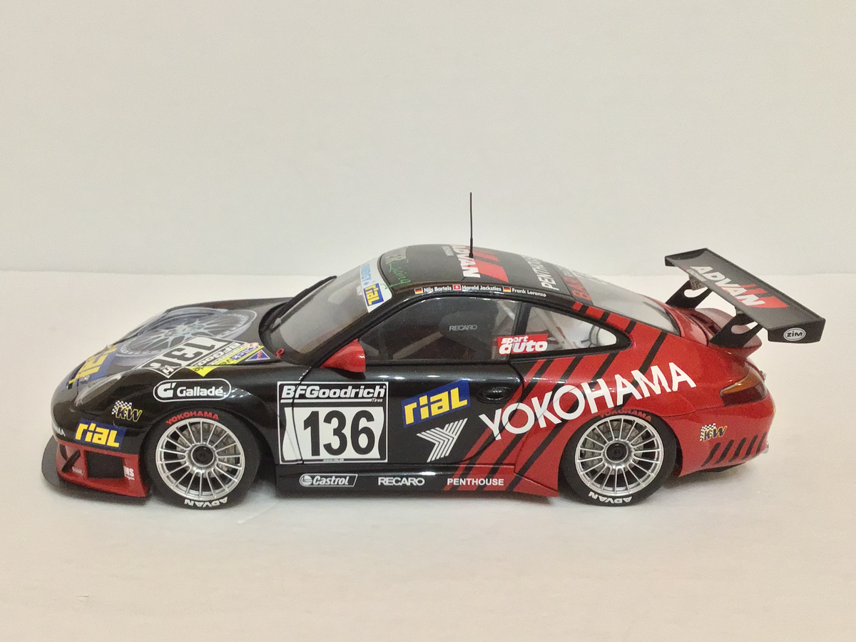 Autoart 1:18 Porsche 911(996) GT3 RSR Nurburgring 2005