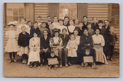 K2/ Benton Pennsylvania RPPC Postcard c1910 Zyners? School Students  183