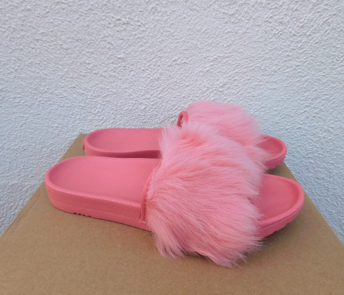 UGG ROYALE LANTANA TOSCANA FLUFFIE SLIDE PANTOFOLE DONNA US 7 EUR 38 ~NUOVE CON SCATOLA