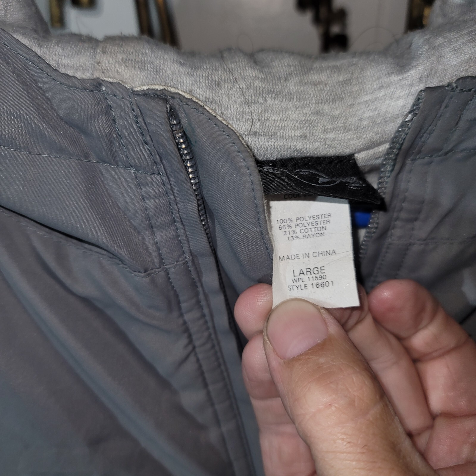 Universal Studios 1990 Windbreaker Jacket With Li… - image 7